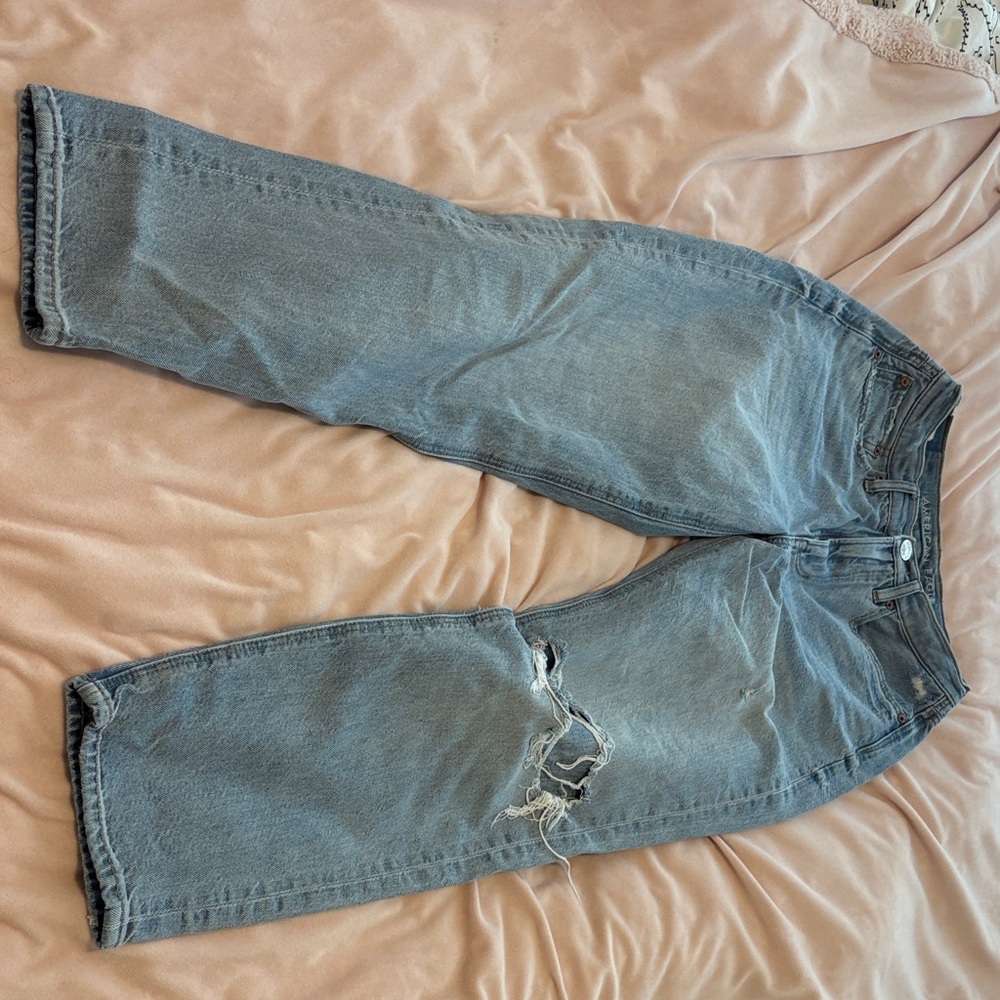 American Eagle Outfitters 90s Boyfriend Jeans